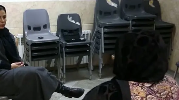 آزار شیطانی زن تهرانی توسط مردان مست در خانه خالی! / ناپدری این زن در کودکی او را آزار داده بود + فیلم