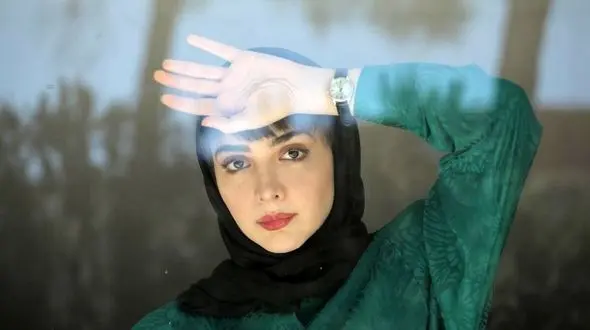 لباس عروس دنباله دار المیرا دهقانی یاسمن سریال لحظه گرگ و میش با تور سر 3 متری اش غوغا کرد + عکس همسر قد بلند و باکلاسش
