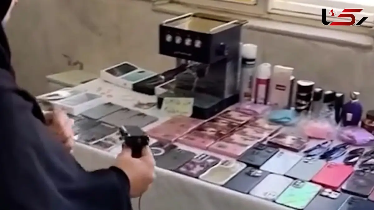 فیلم لحظه شناسایی سارقان گوشی توسط دختر جوان در اصفهان