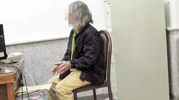 پسری که پدرش را کشته است اعدام نمی شود + عکس