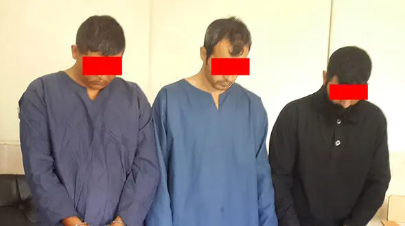 فیلم لحظه دستگیر دزد مسلح طلافروشی در تهرانپارس + گفتگوی تصویر با دزدان و عکس