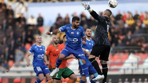 اولین شگفتی در رفسنجان رقم خورد / حذف ناباورانه استقلال از جام حذفی/ نوید کیا به نکونام درس فوتبال داد