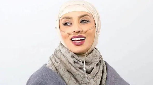 سلفی امیر کویت با دختر مشهور+عکس