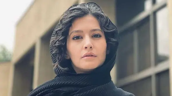 منصور و ساحل پوست شیر در یک دورهمی صمیمی