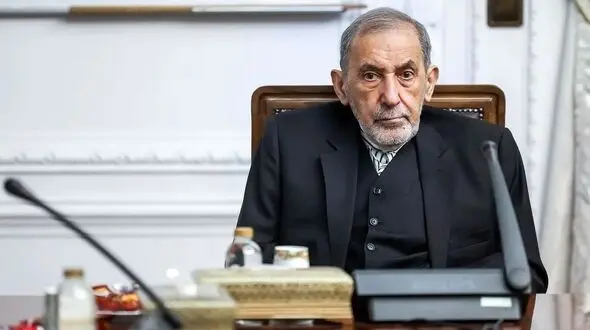 اظهارات جنجالی علی اکبر ولایتی و پاسخ لبنانی‌ها
