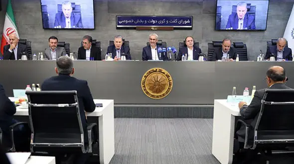 وزیر اقتصاد: دولت در مواجه با اسنپ بک راهی جز اصلاح ندارد / نماینده مجلس: بانک مرکزی به جای دفاع، مشکلات را حل کند