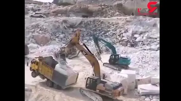 نحوه بارگیری سنگ در معدن بدون جرثقیل + فیلم 