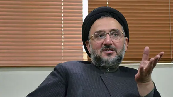 ابطحی : گفتگو با ترامپ کمکی به مردم ایران نمی‌کند 