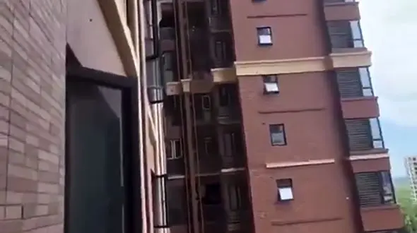 فیلم زلزله 6.8 ریشتری مرگبار در چین / ببینید