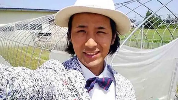 خوش تیپ‌ترین و خوش لباس‌ترین کشاورز جهان + عکس