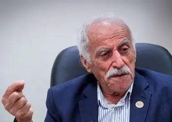 عکس سفر زمان /  «عزت‌الله رمضانی‌فر» 32 ساله قبل از انقلاب در کنار «بهمن مفید» 