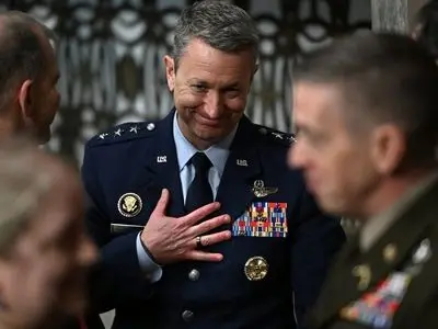 انتخاب فرمانده حمله به ایران توسط ترامپ / این ژنرال موافق حمله نظامی به ایران است / ترامپ: او فقط راه پیروزی را می شناسد 