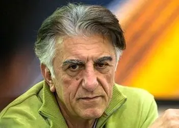 رضا کیانیان: ما پدرمان را از دست دادیم! جای چه گفت‌وگویی‌ست؟!