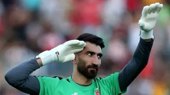 عیلرضا بیرانوند سرباز می شود؟