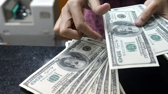 قیمت دلار امروز شنبه 28 تیر ماه از 24 هزار تومان گذشت