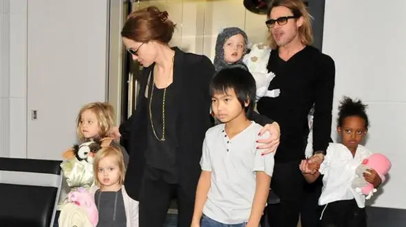 اختلاف آنجلینا جولی و برد پیت بر سر خرجی فرزندانشان 