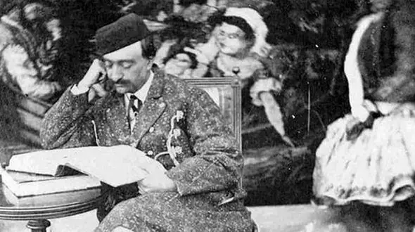 عکس / ناصرالدین شاه در اروپا برای جیران و حرمسرایش چه سفارش داد / او شگفت زده بود!