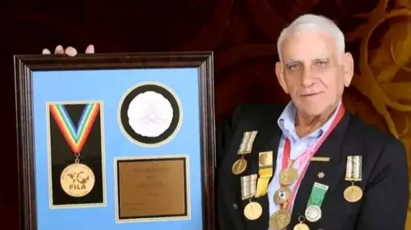 درگذشت اسطوره کشتی ایران در 94 سالگی / امامعلی حبیبی برای همیشه آرام گرفت!