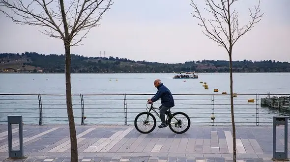 یک پیشنهاد سفر در قلب تهران + عکس