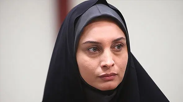  مدل مانتوی خوش فرم مریم کاویانی برای عید 1403/خانوما ایده بگیرین + عکس 