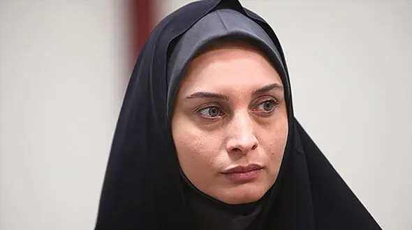  مدل مانتوی خوش فرم مریم کاویانی برای عید 1403/خانوما ایده بگیرین + عکس 