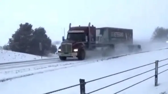 برف چشم‌نواز، یخ مرگبار؛ هشدار جدی + فیلم