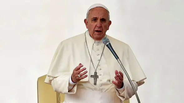 ابراز نگرانی "پاپ فرانسیس" از وقوع جنگی اتمی