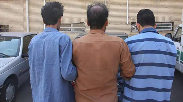 تیراندازی 3 مرد مسلح به جوان دلگانی / مردان مسلح بازداشت شدند
