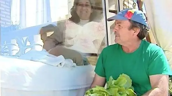 زندگی زنی در قفس شیشه ای به خاطر لمس یک ماده غذایی+تصاویر