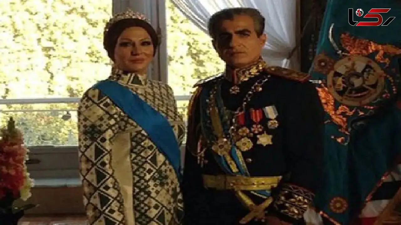عکس سفر به ایام قدیم  / حرکات عجیب «فرح» و «محمدرضا پهلوی» در حال بازی والیبال ! سال 1338؛ 