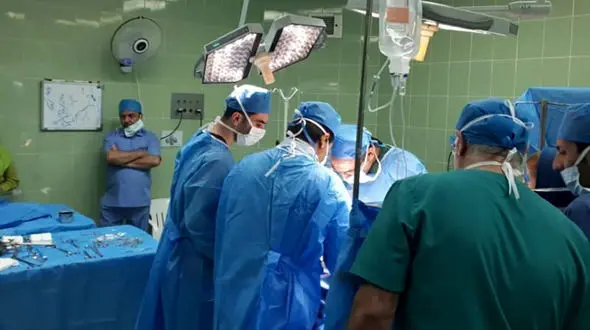 فاطمه دختر 11 ساله بوشهری فرشته نجات شد