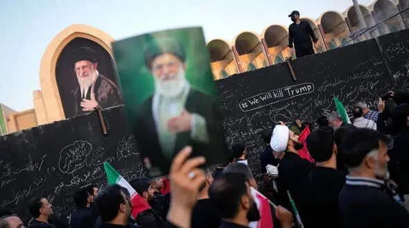 پیام فرزند ارشد آیت‌ الله سیستانی به دفتر رهبر معظم انقلاب