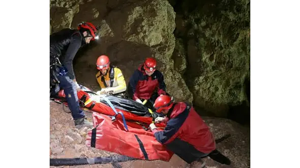 پایان عملیات ۵ روزه برای جست‌وجوی جسد کوهنورد گمشده در دماوند