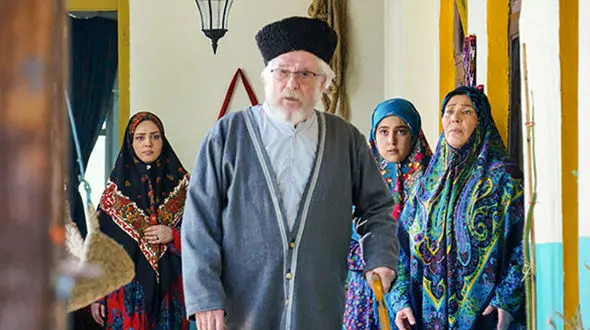 آقای بازیگر از «بازی نقاب ها» می گوید