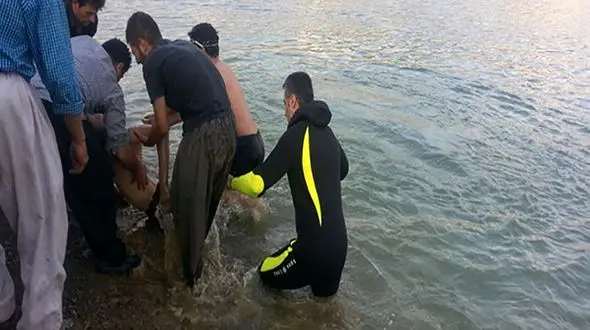 مرگ تلخ 2 جوان در بوکان / تلاش برای بیرون آوردن اجساد