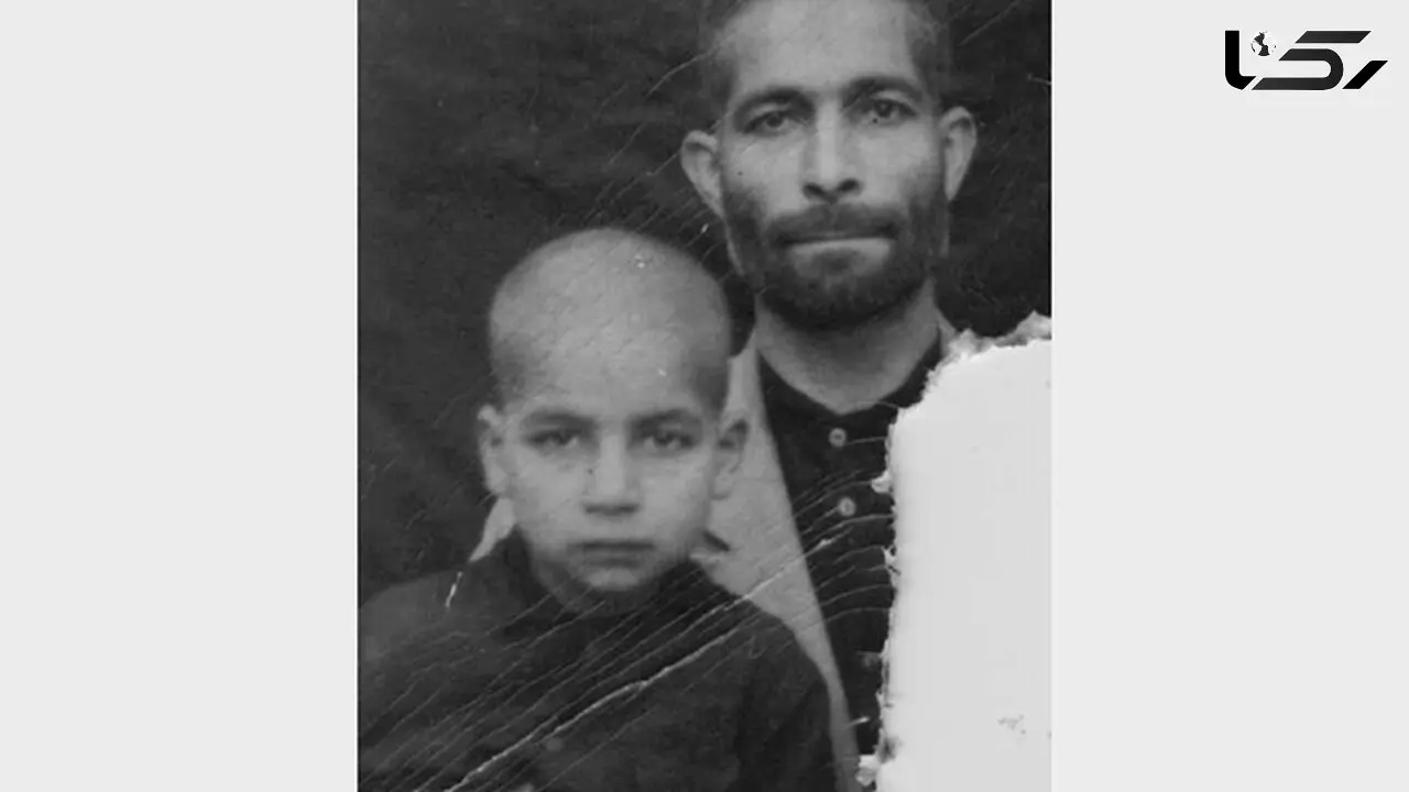 تصویری از کودکی حسن روحانی در کنار پدرش