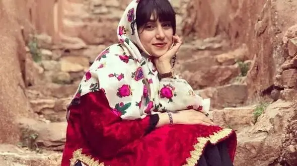 حکم پرستو احمدی قطعی شد؛ ماجرای کنسرت کاروانسرا و رسیدن پرونده به دادگاه
