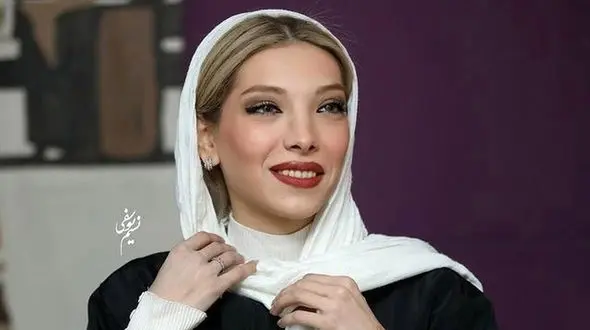  عکس های خانم بازیگر در اتاق پرو هتل !  / صدف اسپهبدی وایرال شد !