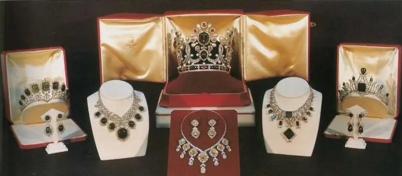 فرح پهلوی