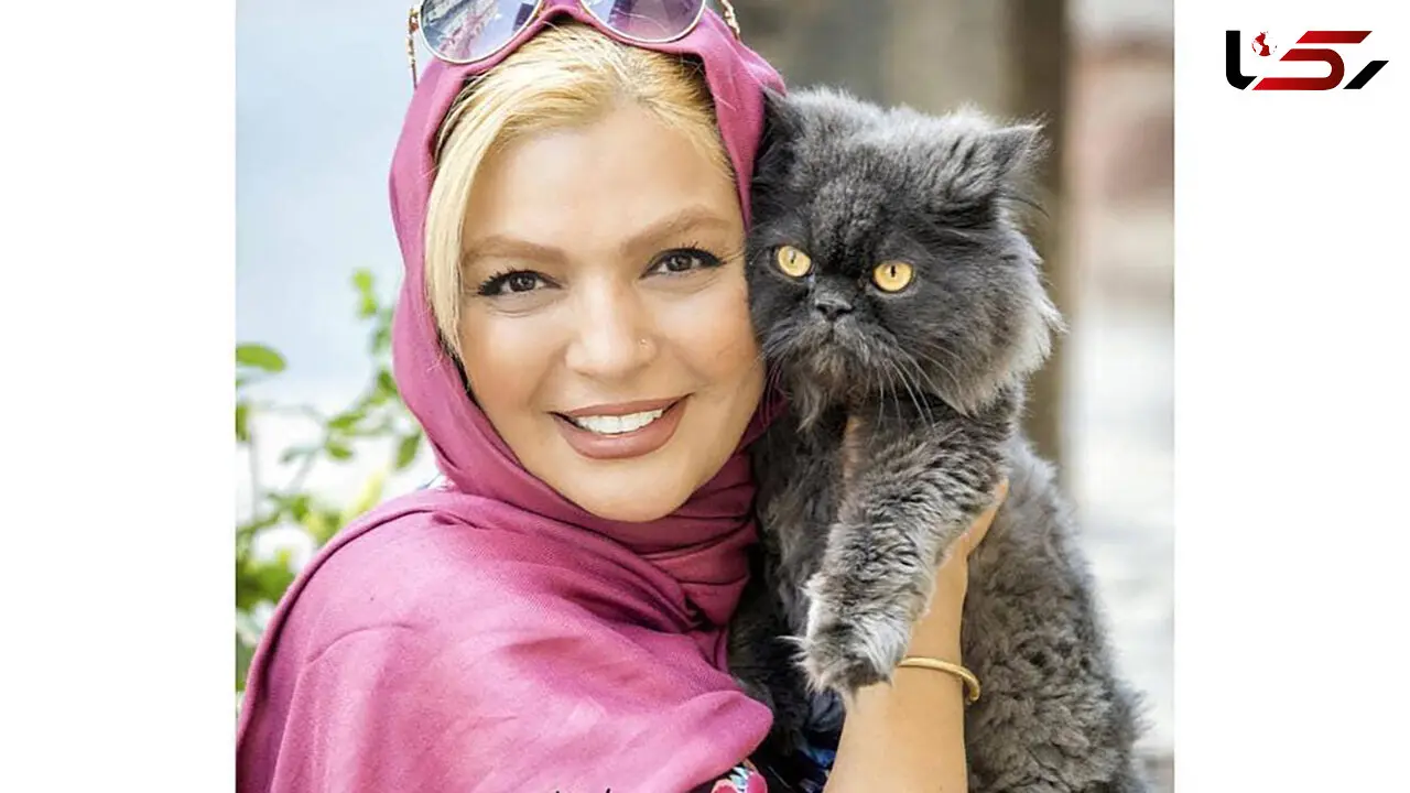 عزاداری خانم بازیگر ایرانی برای مرگ گربه اش + عکس