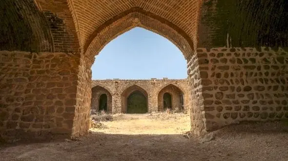 مزایده برای واگذاری 11 بنای تاریخی لرستان به بخش خصوصی/ واگذاری های  قبلی موفقیت آمیز بود؟