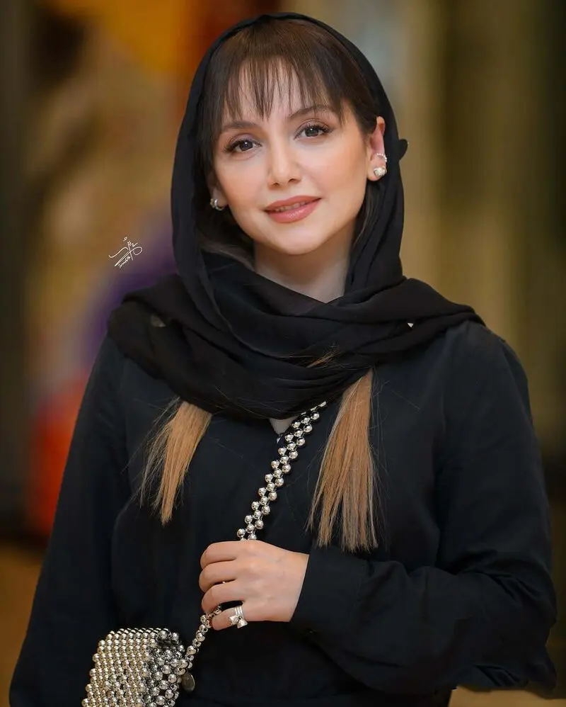 نازنین بیاتی