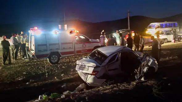 تصادف شدید سواری تیبا و ال 90 در جاده پیرانشهر