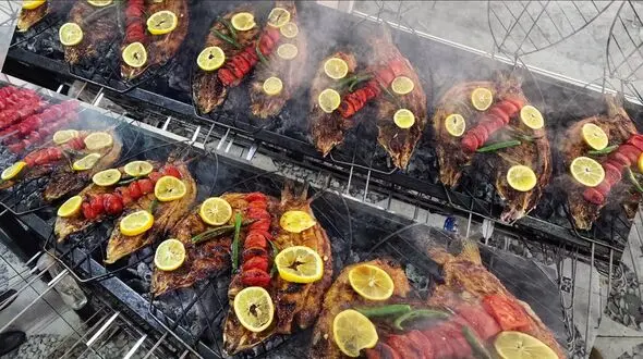 فیلم/ غذای خیابانی در عراق؛ از کباب کوبیده و ماهی سرخ شده تا ماهی کبابی 