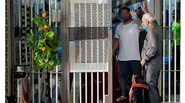 آزادی ۱۱۰ زندانی نیازمند استان تهران در راستای پویش «به عشق امام حسین (ع) می‌بخشم» 