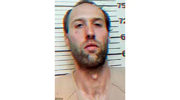  نجات پسر 12 ماه  از شکنجه گاه پدر + عکس