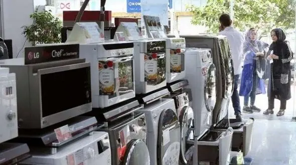 گرانی روزانه و نبود حتی امکان خرید اقساطی / شکل گیری بازار قمارخانه ای
