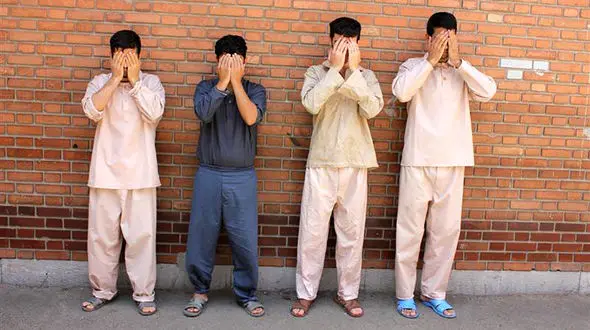 بازداشت دزدان مسلح طلاهای یک خانواده روستایی