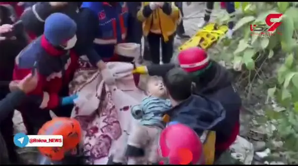 نجات کودک 2 ساله از زیر آوار پس از 79 ساعت + فیلم حیرت آور