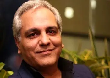 فیلم / مهران مدیری: یه خانم بازیگر ماشین صفر منو ترکونده بود گریه میکرد ...رگفتم اشکالی نداره و اون رفت ... اما بعدش نشستم گریه کردم .../ ماشینم حیف شد ...